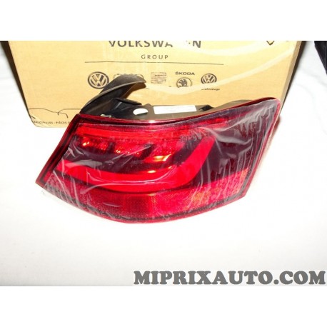 Feu lanterne arriere droit Volkswagen Audi Skoda Seat original OEM 8V3945096D pour audi A3 de 2013 à 2016 