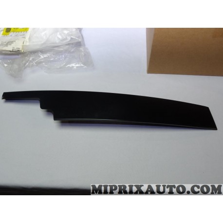Revetement montant de porte Opel Chevrolet origine OEM 95963215 pour chevrolet cruze J300 