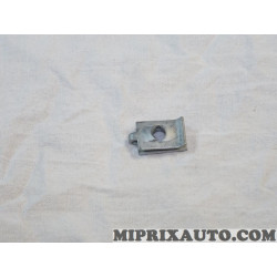 Ecrou prisonnier fixation bas de caisse Hyundai Kia original OEM 1335506016 