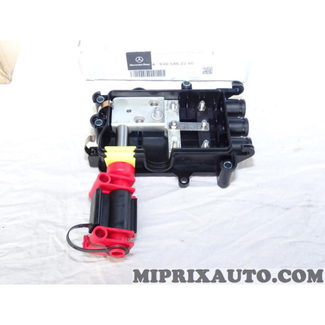 Distributeur bloc fusibles Mercedes original OEM 9305462240 pour mercedes actros MP4 
