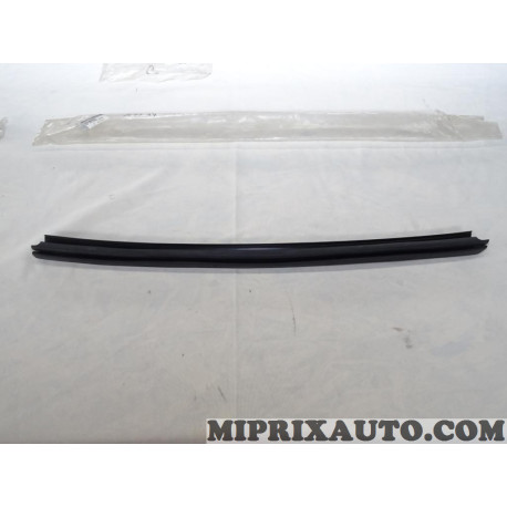 Joint de porte Renault Dacia original OEM 823300200R 