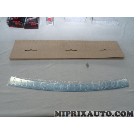 Revetement protection seuil malle hayon de coffre Renault Dacia original OEM 8201626490 pour renault talisman 