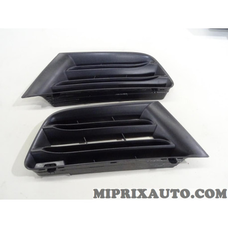 Jeu 2 grilles de parechocs Renault Dacia original OEM 7701477306 