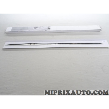 Baguette moulure chrome seuil hayon de coffre Volkswagen Audi Skoda Seat original OEM 2G0071360 