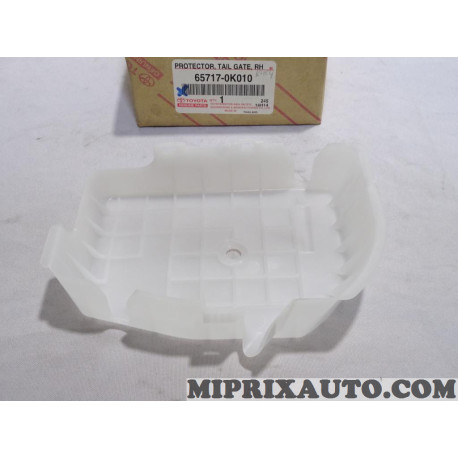 Plastique de protection droit Toyota Lexus original OEM 65717-0K010 657170K010 
