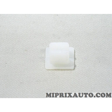 Agrafe prisonnier fixation revetement Toyota Lexus original OEM 90189-06237 9018906237 