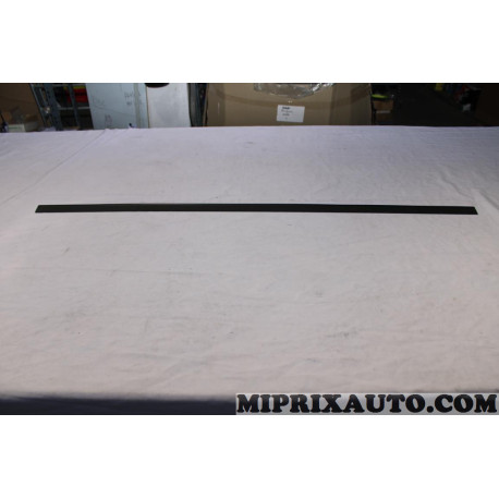 Baguette moulure tableau de bord Ford original OEM 1537890 