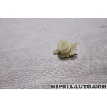 Agrafe attache clip fixation phare Ford 1149860 