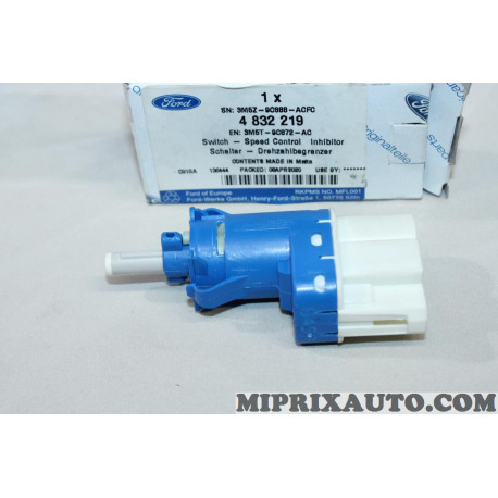 Interrupteur contacteur pedale de frein feux Ford original OEM 4832219 3M6T-9C872-AC 