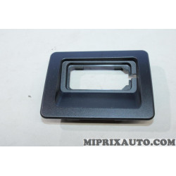 Revetement cache plastique Ford original OEM 1922363 E8BB-442AB4-AC 