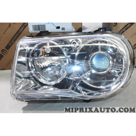 Phare projecteur avant gauche Mopar Jeep Dodge Chrysler original OEM 57010761AA pour chrysler 300C 