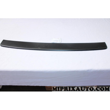 Revetement seuil hayon de coffre Ford original OEM 2122070 A66SX-17F765AKA pour ford fiesta partir de 2017 