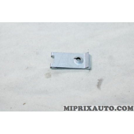 Prisonnier fixation pareboue passage de roue Ford original OEM 1479613 W710376S442 
