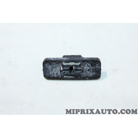 Agrafe attache clip fixation baguette moulure Ford original OEM 5360628 W718280-S439 