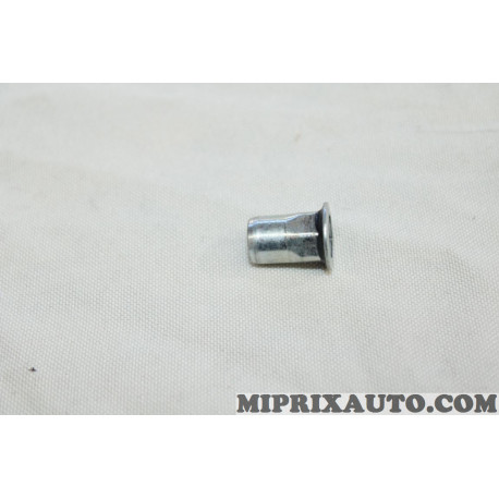 Ecrou fixation usage divers Ford original OEM 4652731 W704987-S437 