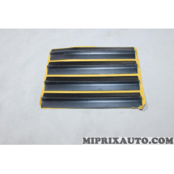 Jeu 4 moulures baguette Ford original OEM 101792-5 T0071053130 174743 