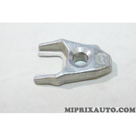 Etrier fixation injecteur carburant Nissan Infiniti original OEM 1661000Q0F 16610-00Q0F 