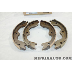 Jeu 4 machoires de frein arriere Nissan Infiniti original OEM 440608J00K 44060-8J00K 