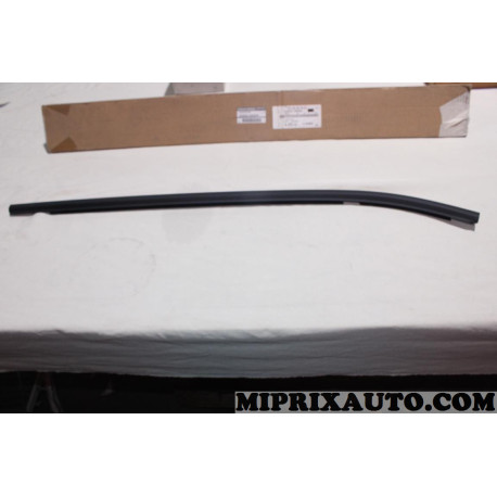 Joint leche vitre de porte arriere droite Nissan Infiniti original OEM 828205SH0A 82820-5SH0A pour nissan leaf ZE1 