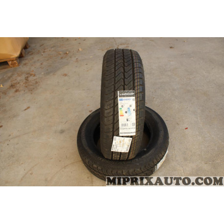 Lot 2 pneus neuf Dunlop econodrive Nissan Infiniti original OEM 215/60/17 C 215 60 17C 109/107T 106T DOT2022 