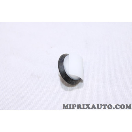 Agrafe attache clip de fixation Volkswagen Audi Skoda Seat original OEM WHT008801 