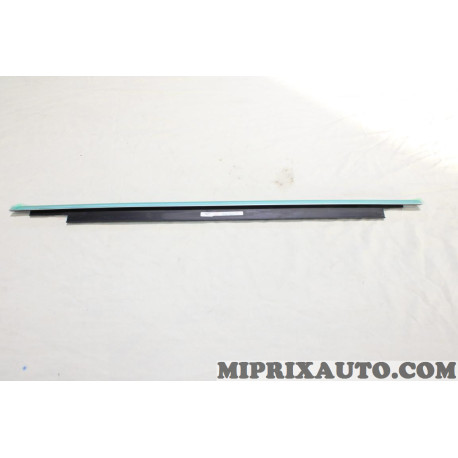 Joint leche vitre de porte arriere droit aluminium mat Volkswagen Audi Skoda Seat original OEM 8V4853764D1L1 pour audi A3 RS3 