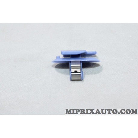 Agrafe attache fixation revetement Renault Dacia original OEM 7703077477 