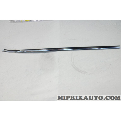 Joint leche vitre de porte chrome Renault Dacia original OEM 808212548R (reflet sur la photo la pièce est bien neuve pas tordu 