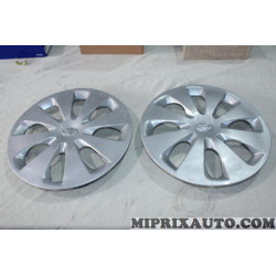 Lot 2 enjoliveurs de roue cache jante occasion état moyen Toyota Lexus original OEM 426020D220* 42602-0D220 