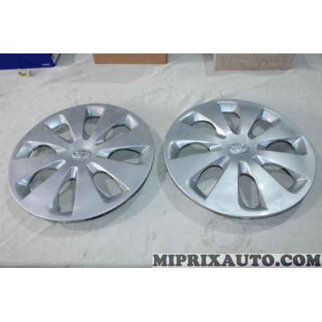 Lot 2 enjoliveurs de roue cache jante occasion état moyen Toyota Lexus original OEM 426020D220* 42602-0D220 