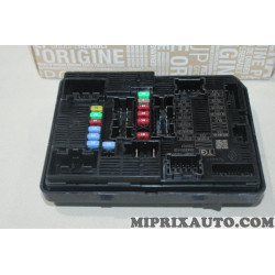 Boite à fusibles Renault Dacia original OEM 284B77542R pour nissan primastar renault trafic 2.0DCI 2.0 DCI diesel 