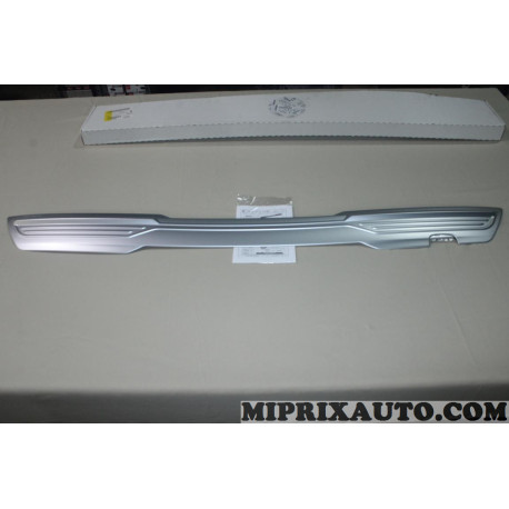 Enjoliveur seuil revetement parechocs arriere Renault Dacia original OEM 960974164R pour renault espace E-tech 