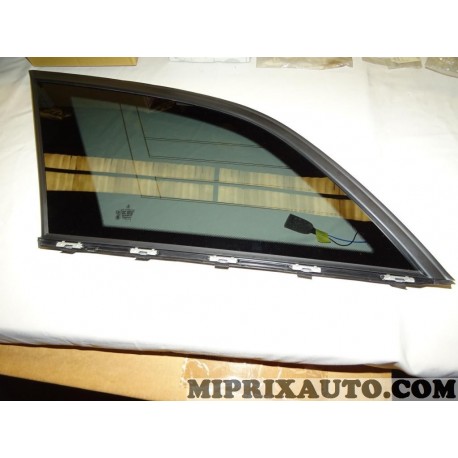Vitre glace teintée arriere gauche Mercedes Benz original OEM 2046733110 pour mercedes classe C S204