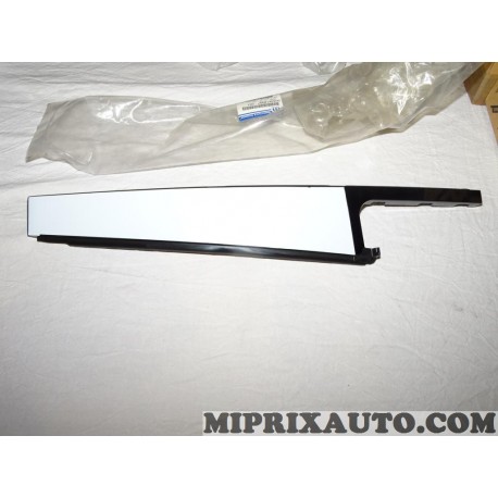 Revetement montant de porte Mopar Jeep Dodge Chrysler original OEM 68246271AB 